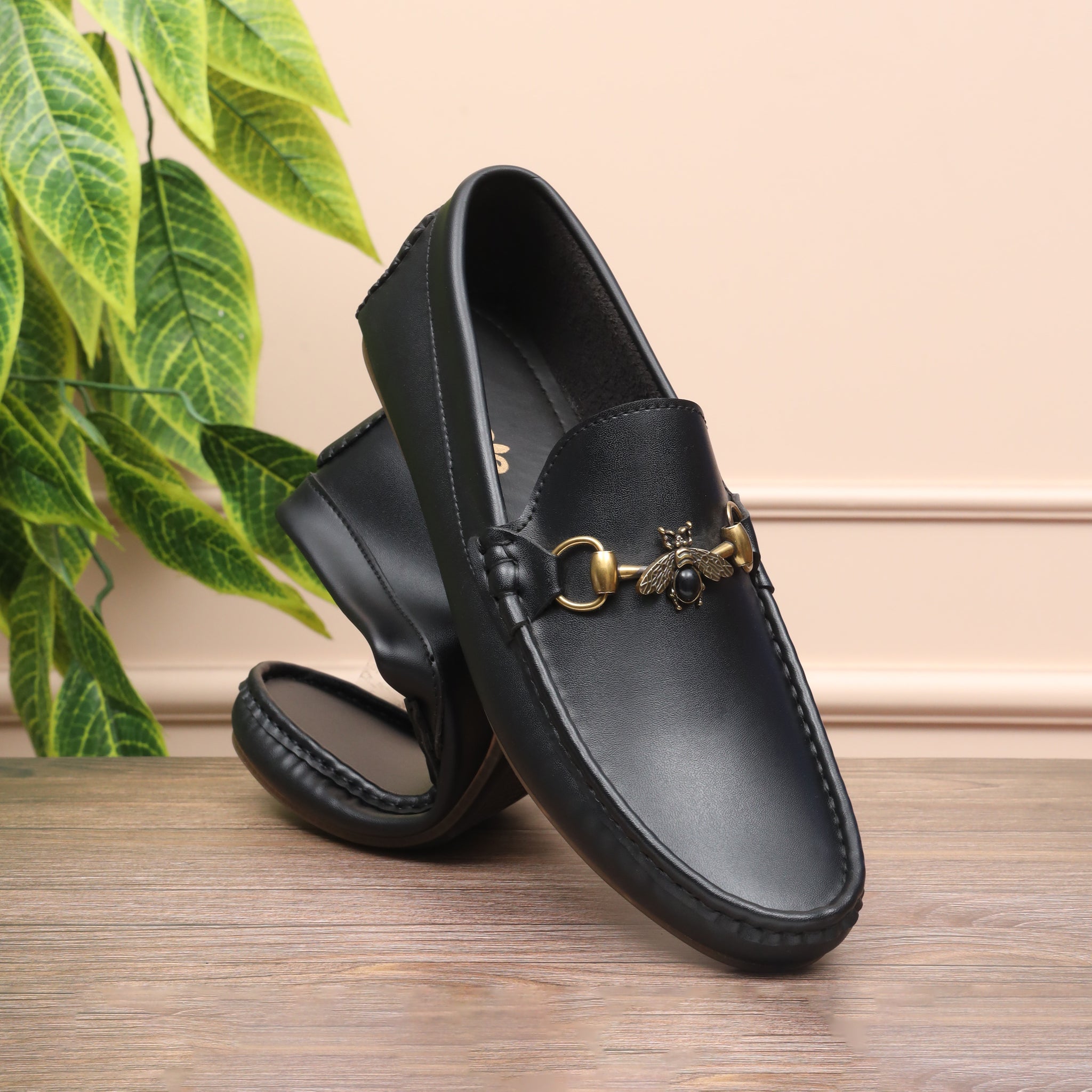 GUCCI BLACK LOAFERS